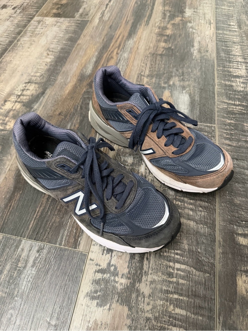 New Balance Men's Navy and Brown Running Sneakers